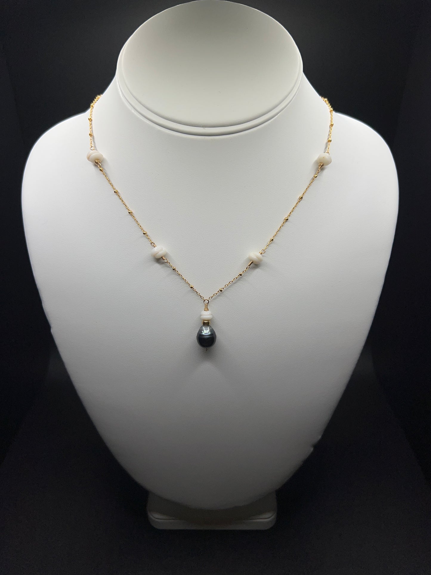 Pāʻia Necklace