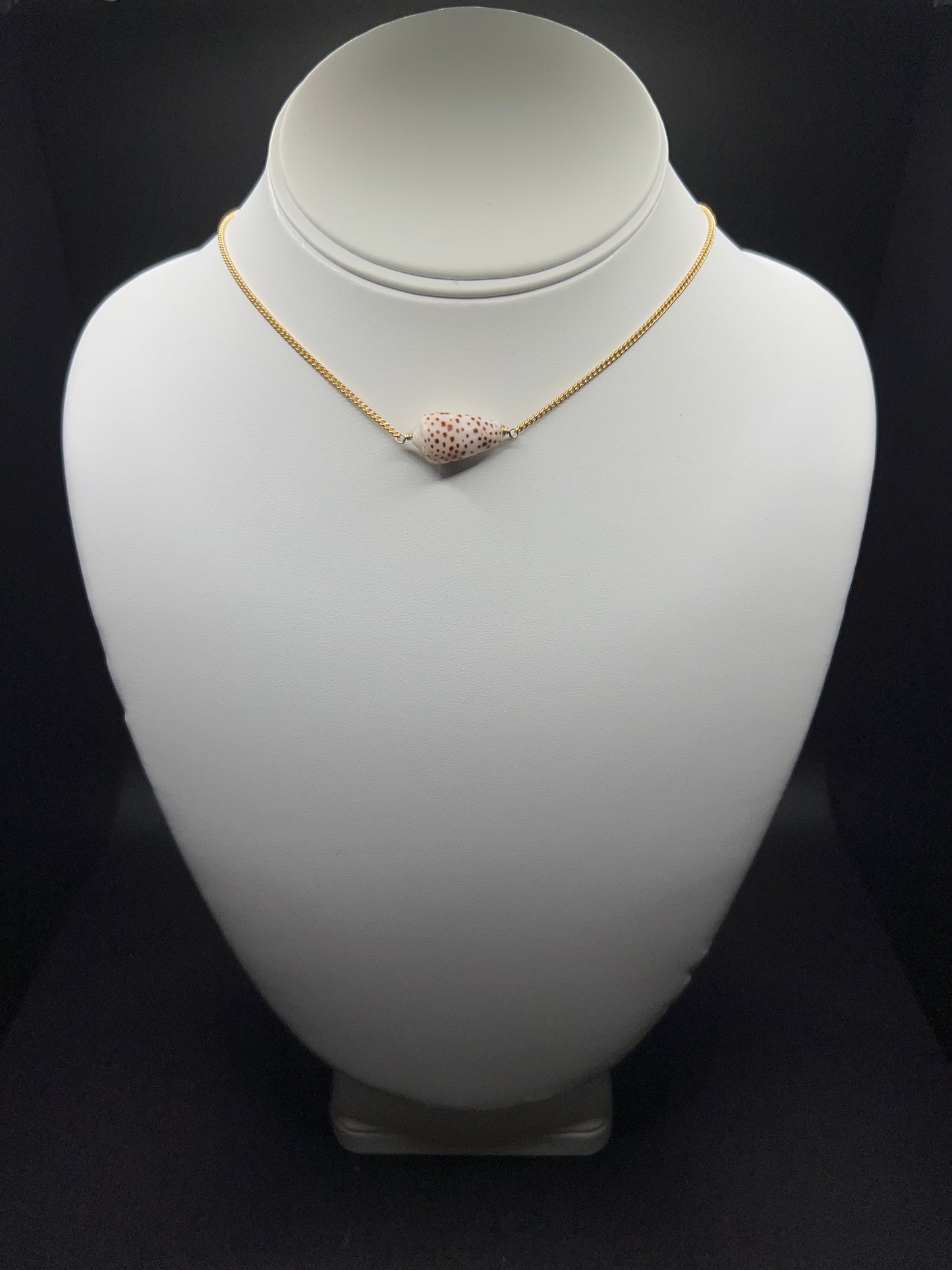 Cone Curb Chain Choker