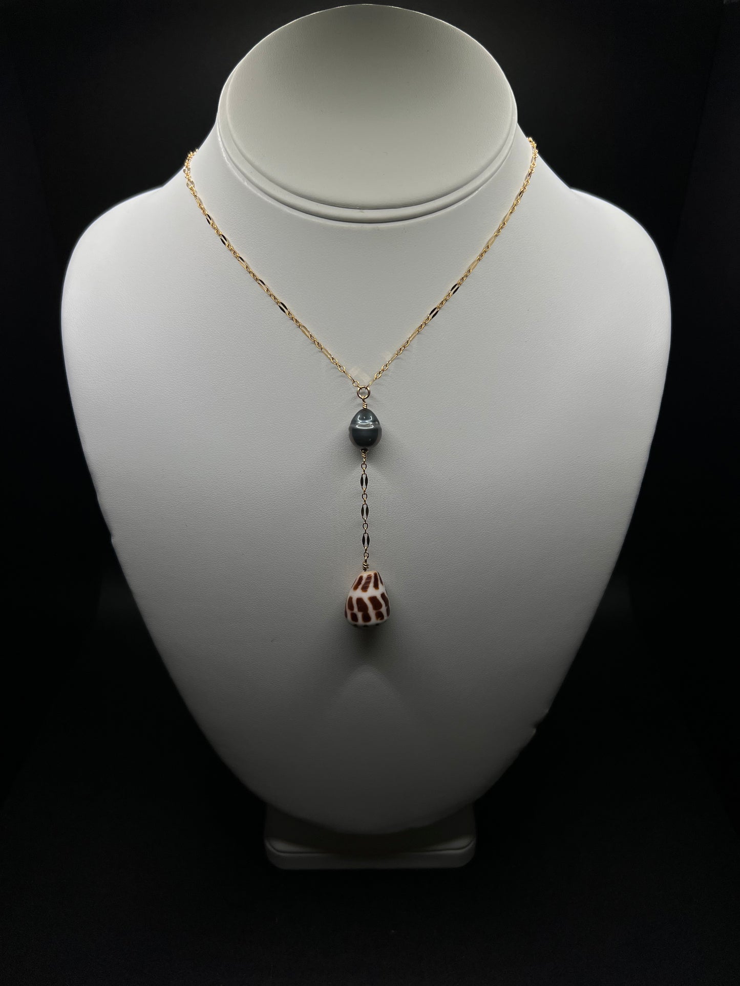 Tahitian / Cone drop Necklace