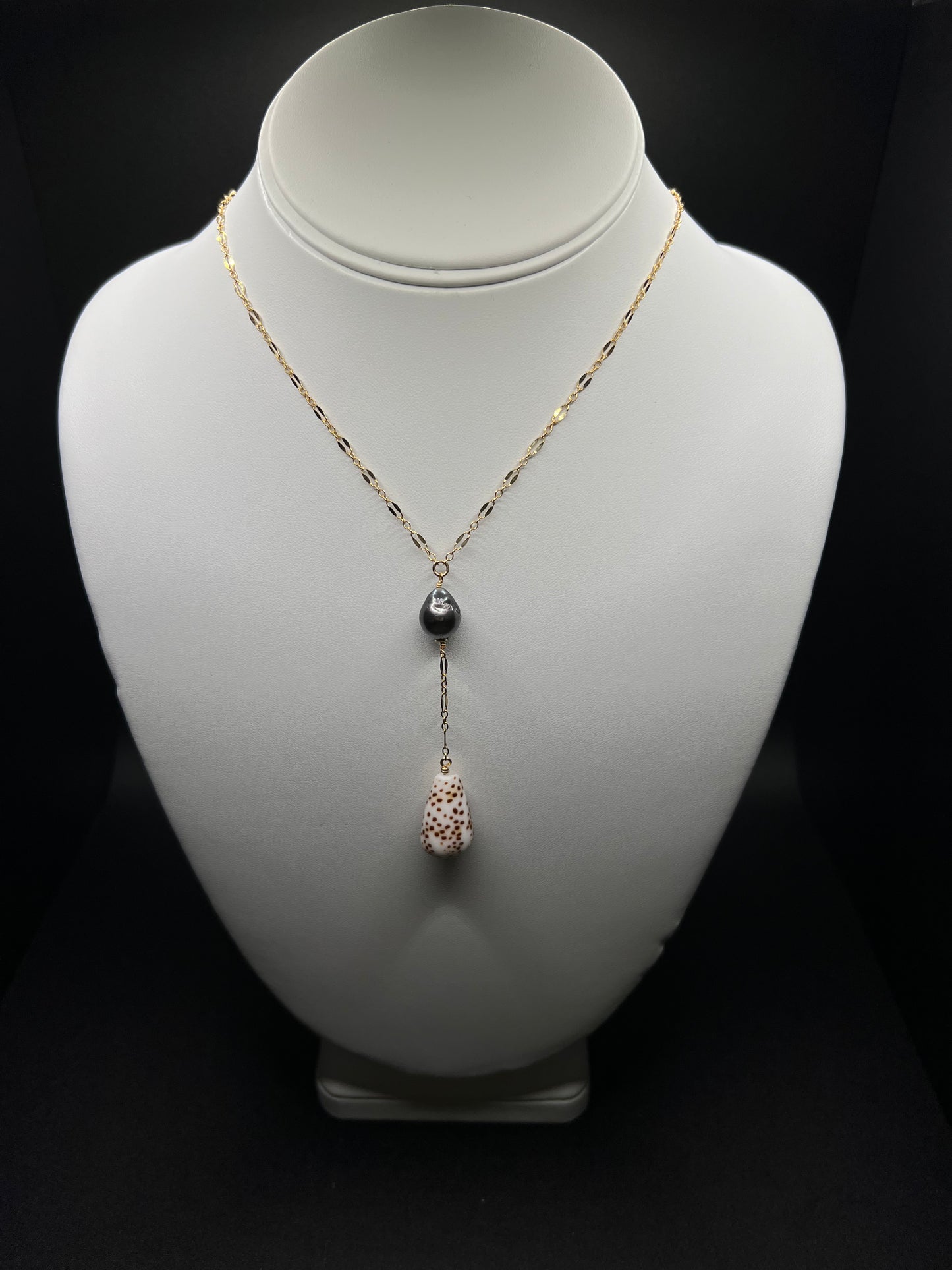 Tahitian / Cone drop Necklace