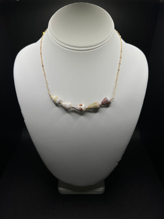 Mākena Necklace